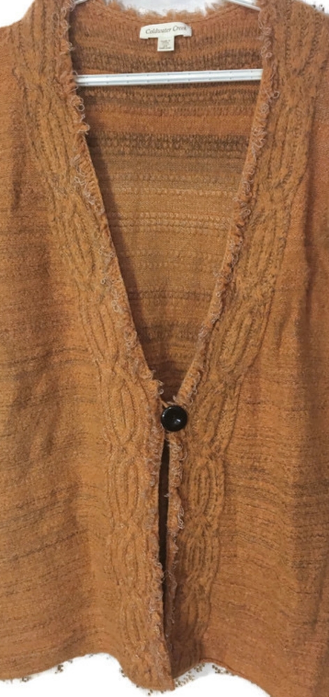 Vest. Plus size, brown, one button front closure